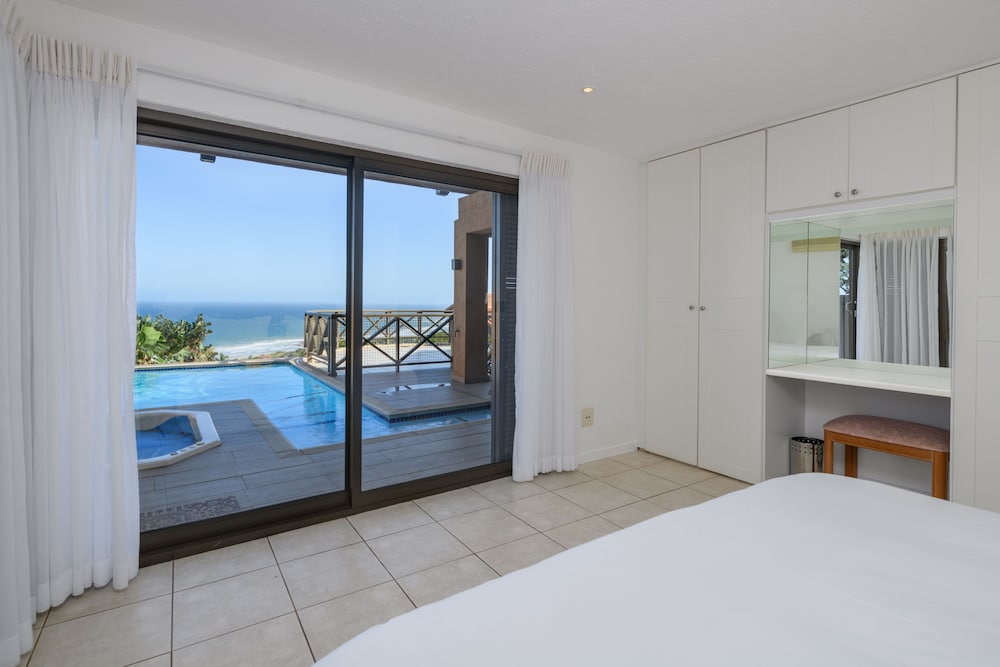 San Lameer Villa 13942 view 2