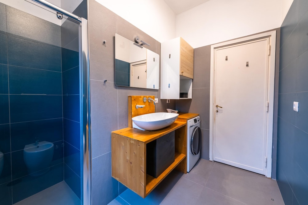Casa Aniene in Rome With 2 Bedrooms and 1 Bathrooms