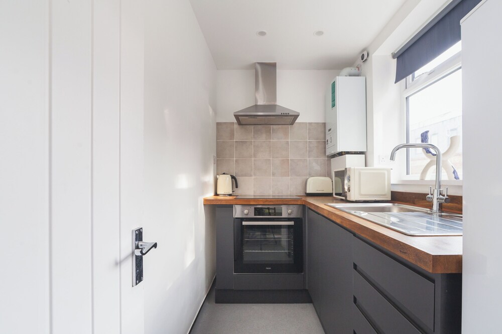 The Cricklewood Apartment