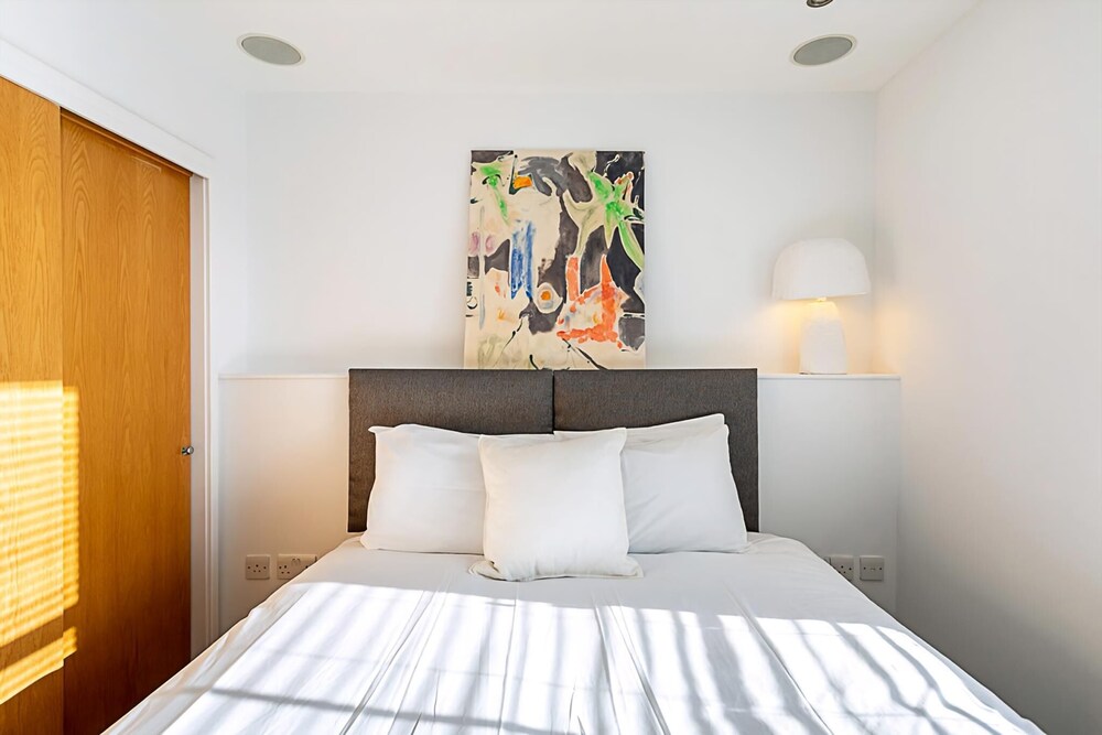 Elegant 3 bed Apartment in Earls Court