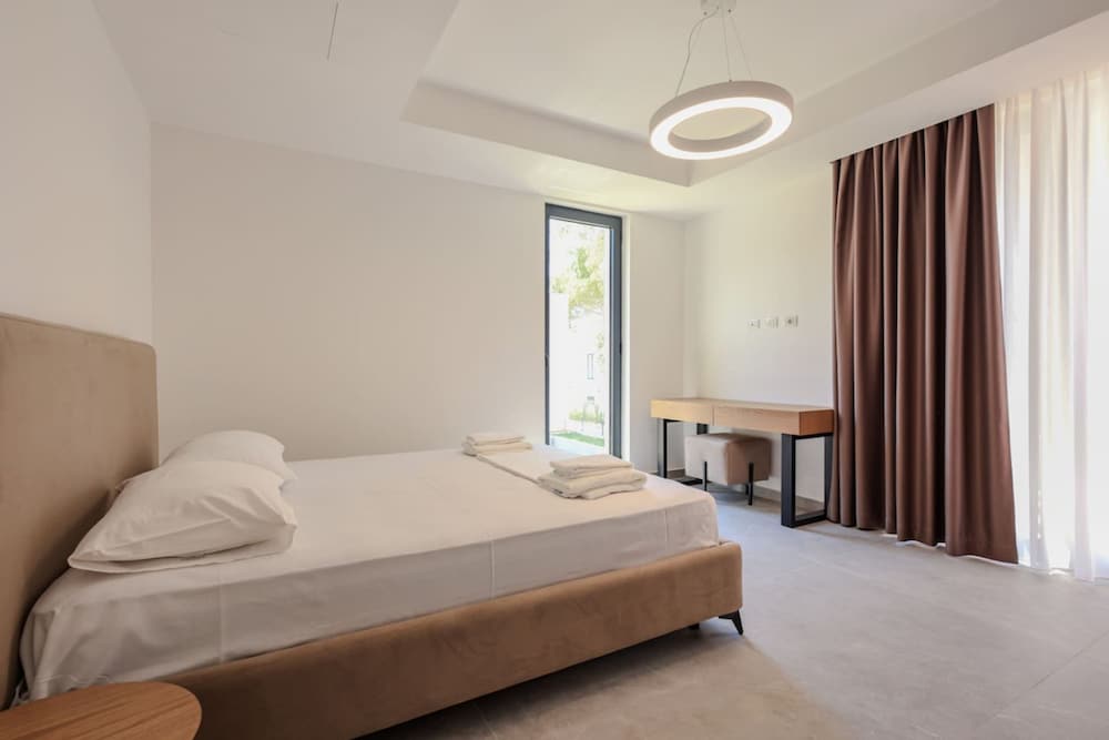 Sanpietro Deluxe Villa