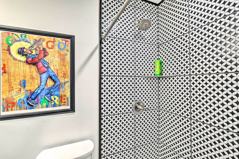 Modern Louisville Apartment w/ Furnished Deck