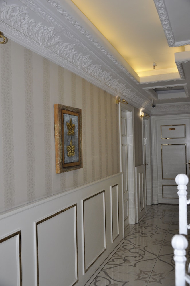 Azade Butik Otel