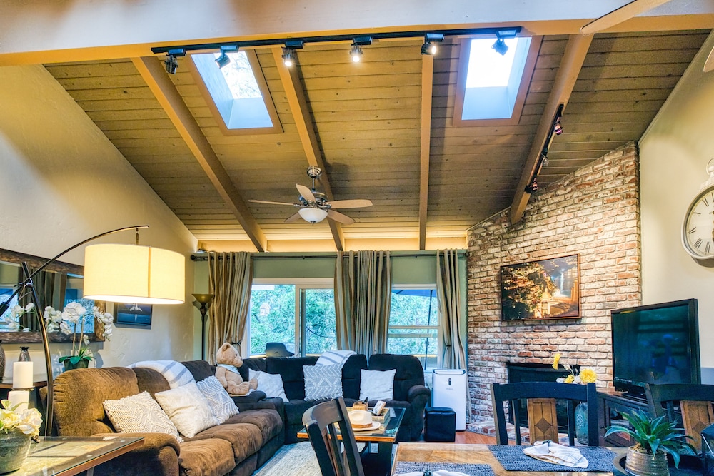Lake Tahoe Vacations - Tahoe Condo 1 Mi to Diamond Peak Ski Resort! - Property Image 34