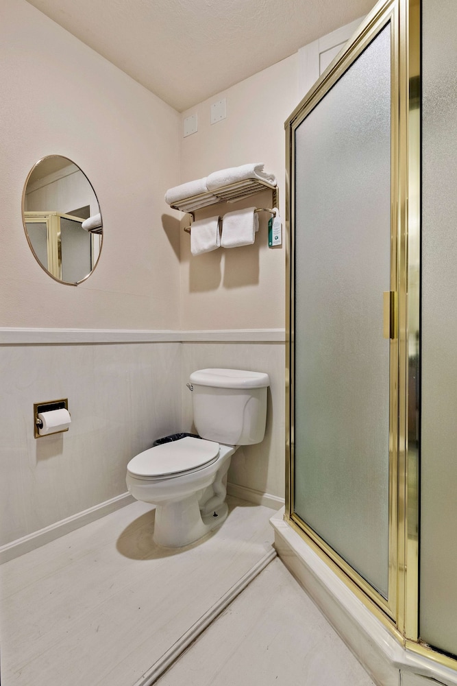 Twin Falls Vacations - SureStay Hotel by Best Western Twin Falls - Property Image 7