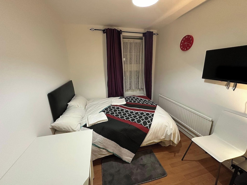 Spacious Flat - Sleeps 6 - Heart of London