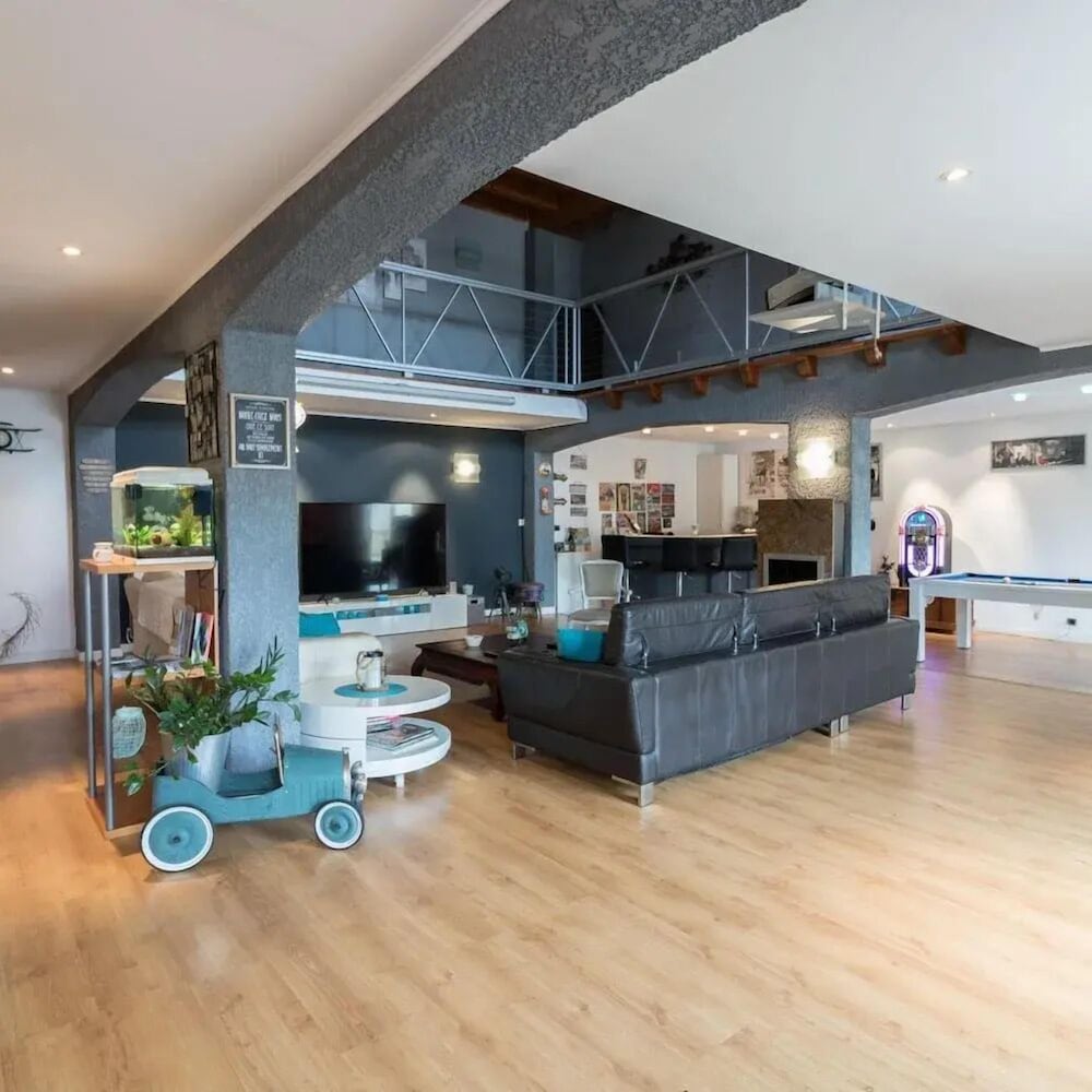 lounge
