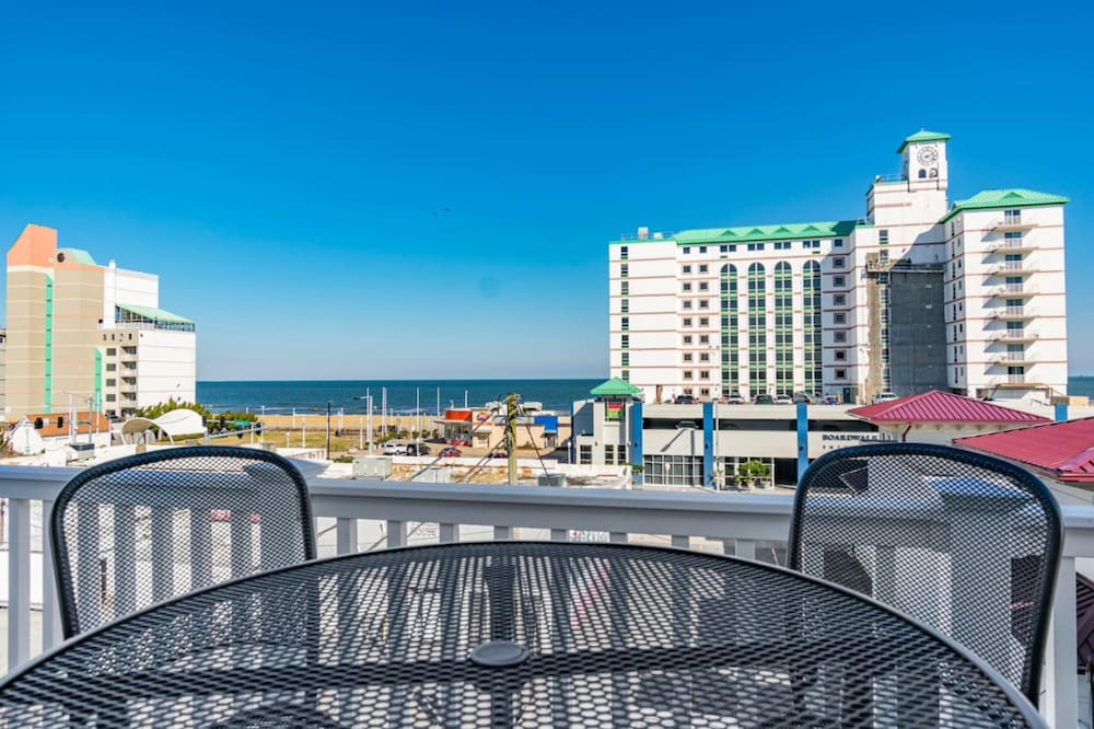 Coastal Destiny - Ocean View Balcony Elevator