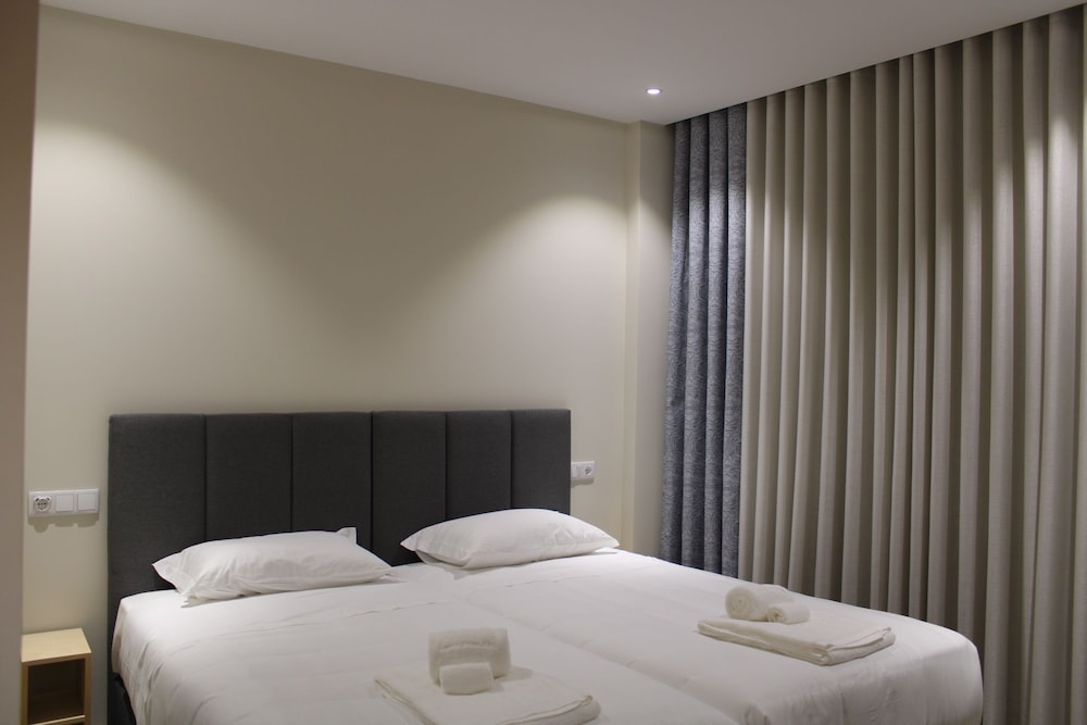 Oporto Station Hostel & Rooms
