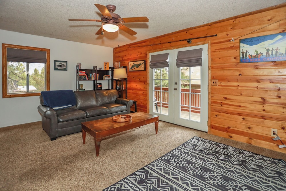 Maple Hill Lodge
