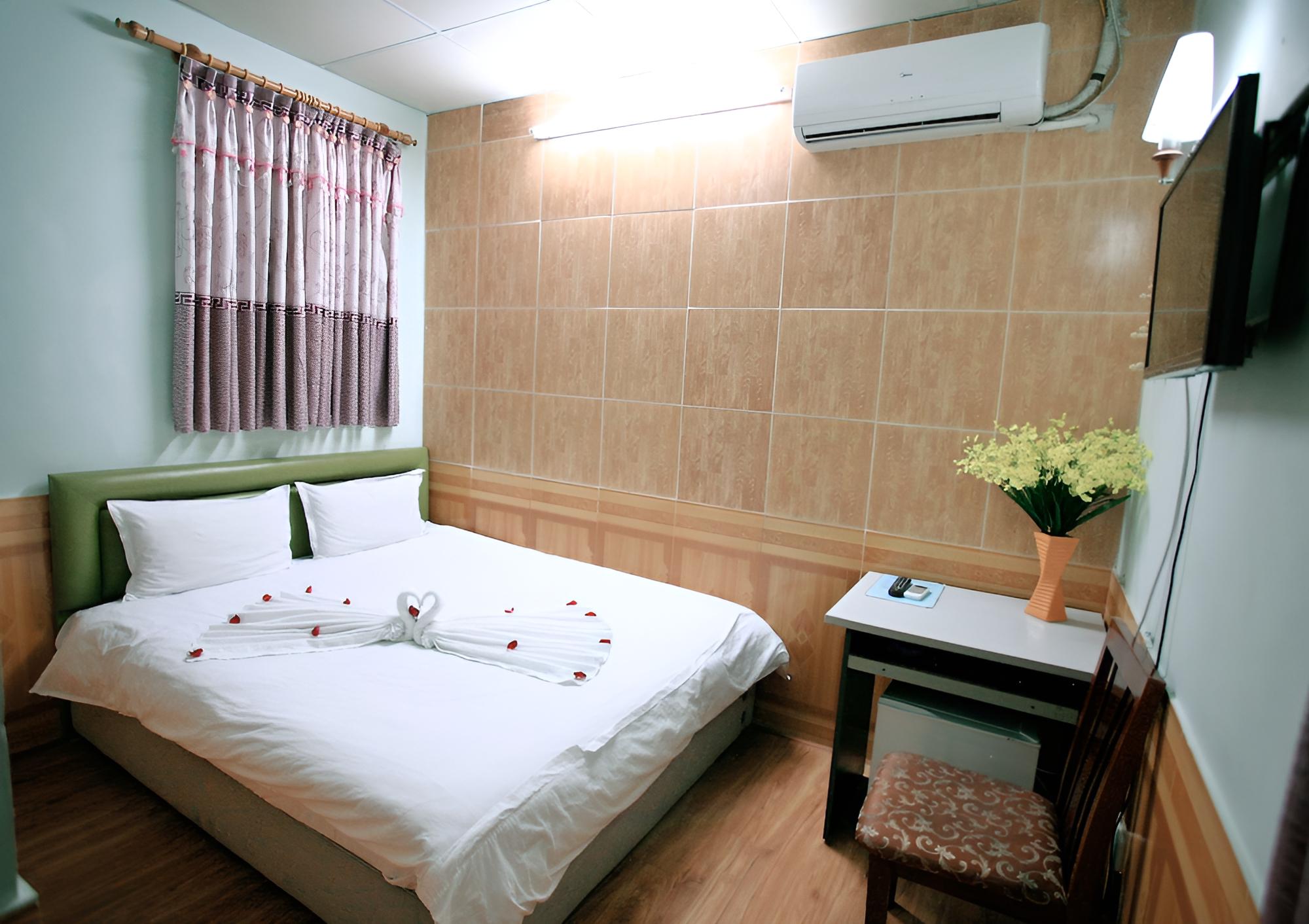 Airport View Hotel