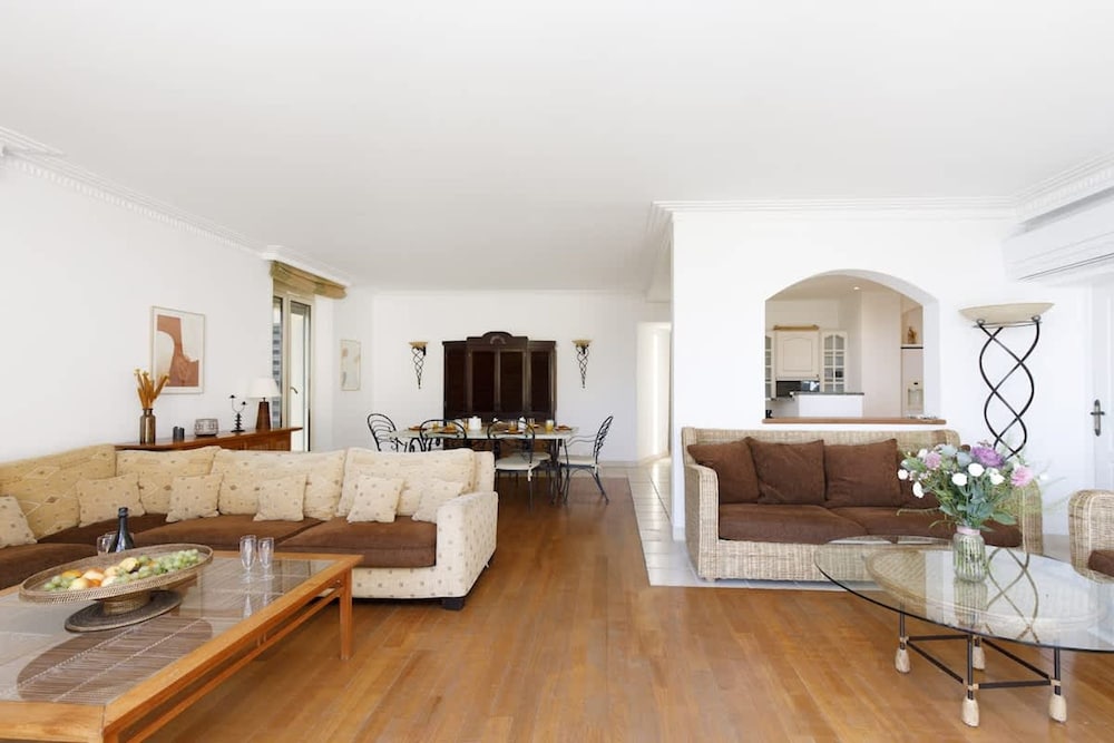 Magnificent Villa With sea View in Theoule sur Mer