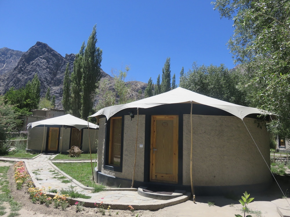 TIH Mystique Meadows Earth Homes