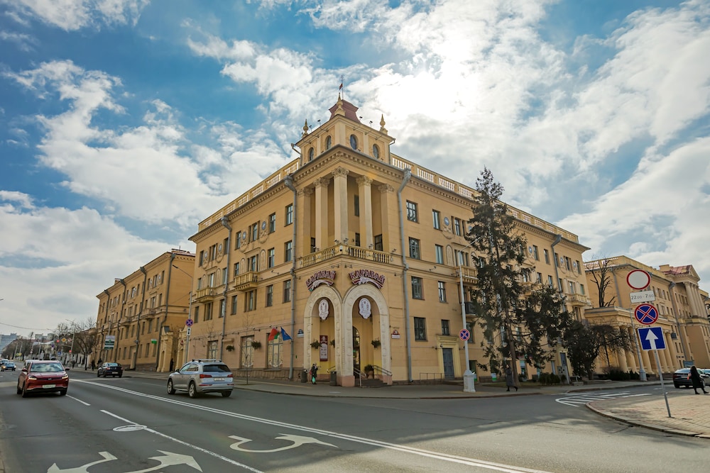 Apartments on Pobediteley Avenue