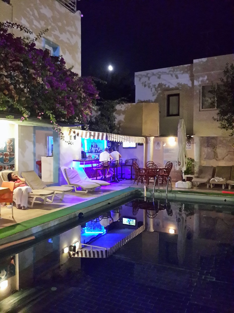 Kavala Studio Otel - Image 7