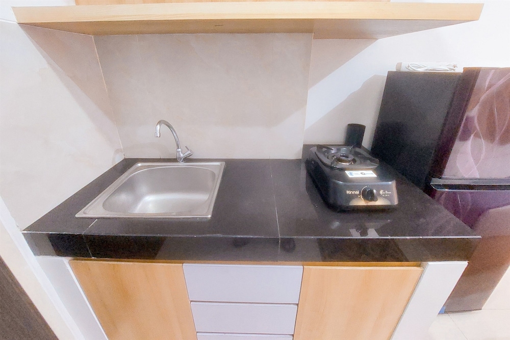 Cozy and Minimalist Studio Apartment Serpong Garden