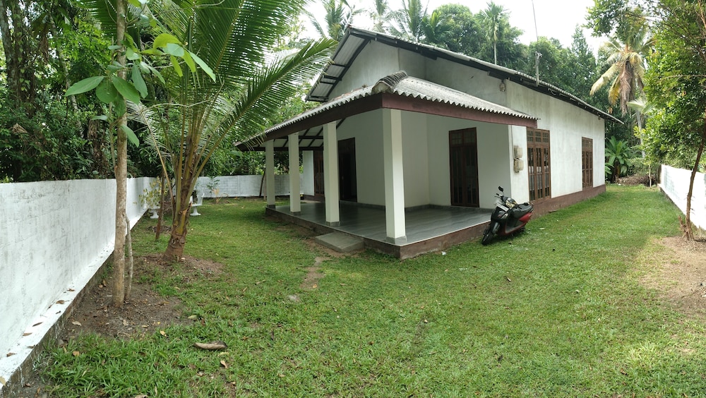 ISORA TRANSIT VILLA