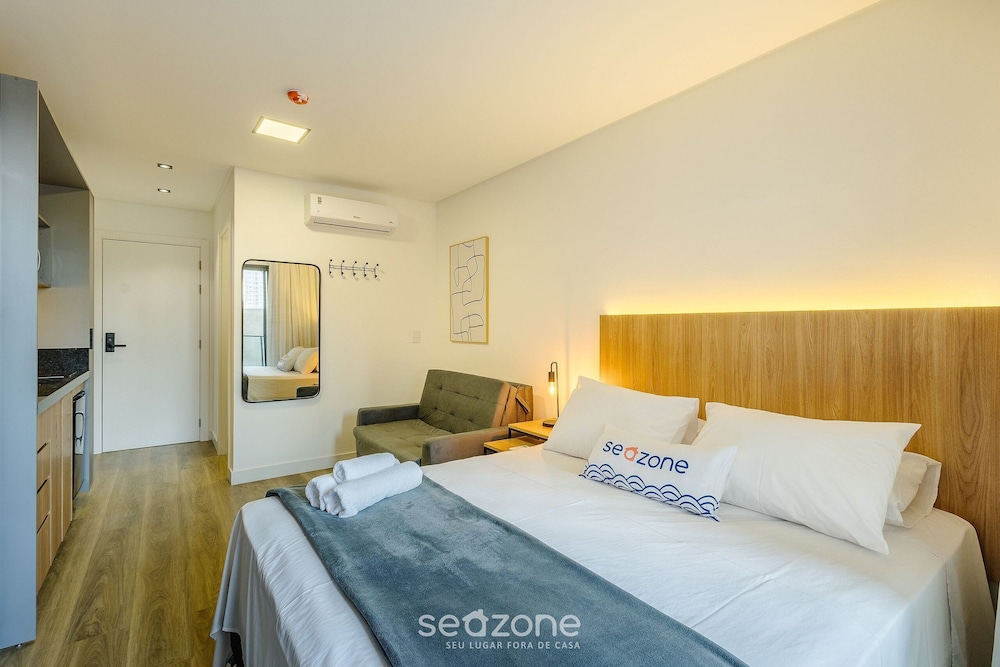 Studios in a Seaside Building, Close to Beto Carreiro at Penha Spot - Psob