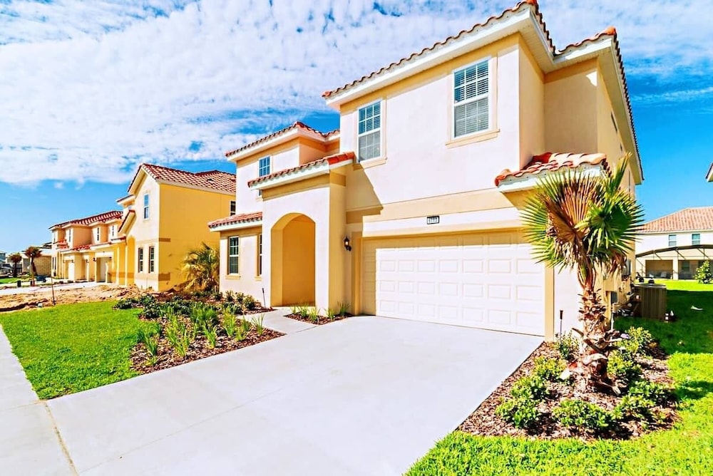 Amazing Dream Solterra Villa - Disney/club/pool/spa 11 Bedroom Villa by RedAwning - Image 1