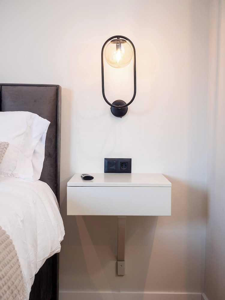 Residence Republic Square- Luxury at Top Location