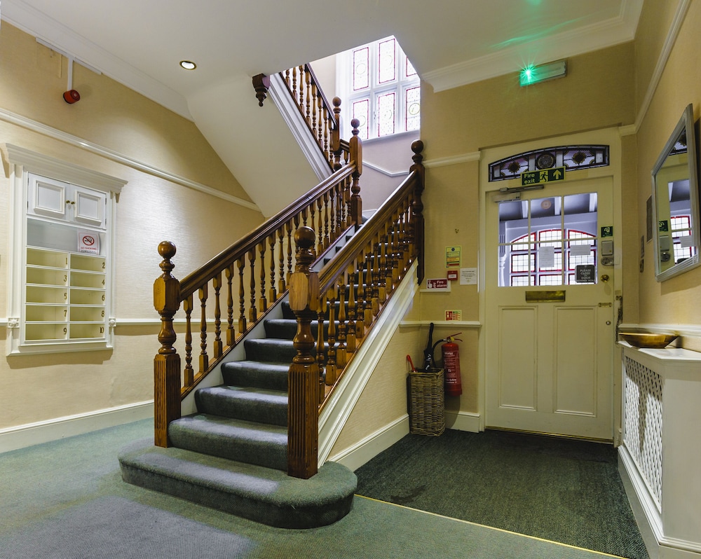 Oxford Vacations - St Margarets Hotel - Property Image 20