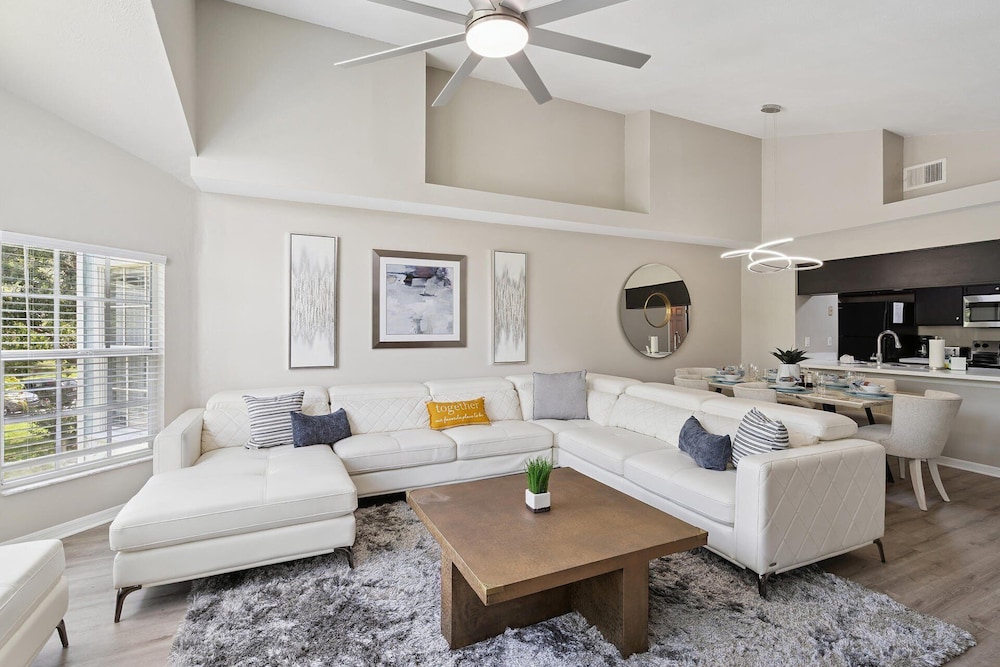 2022 Royal Bay Blvd Unit 94