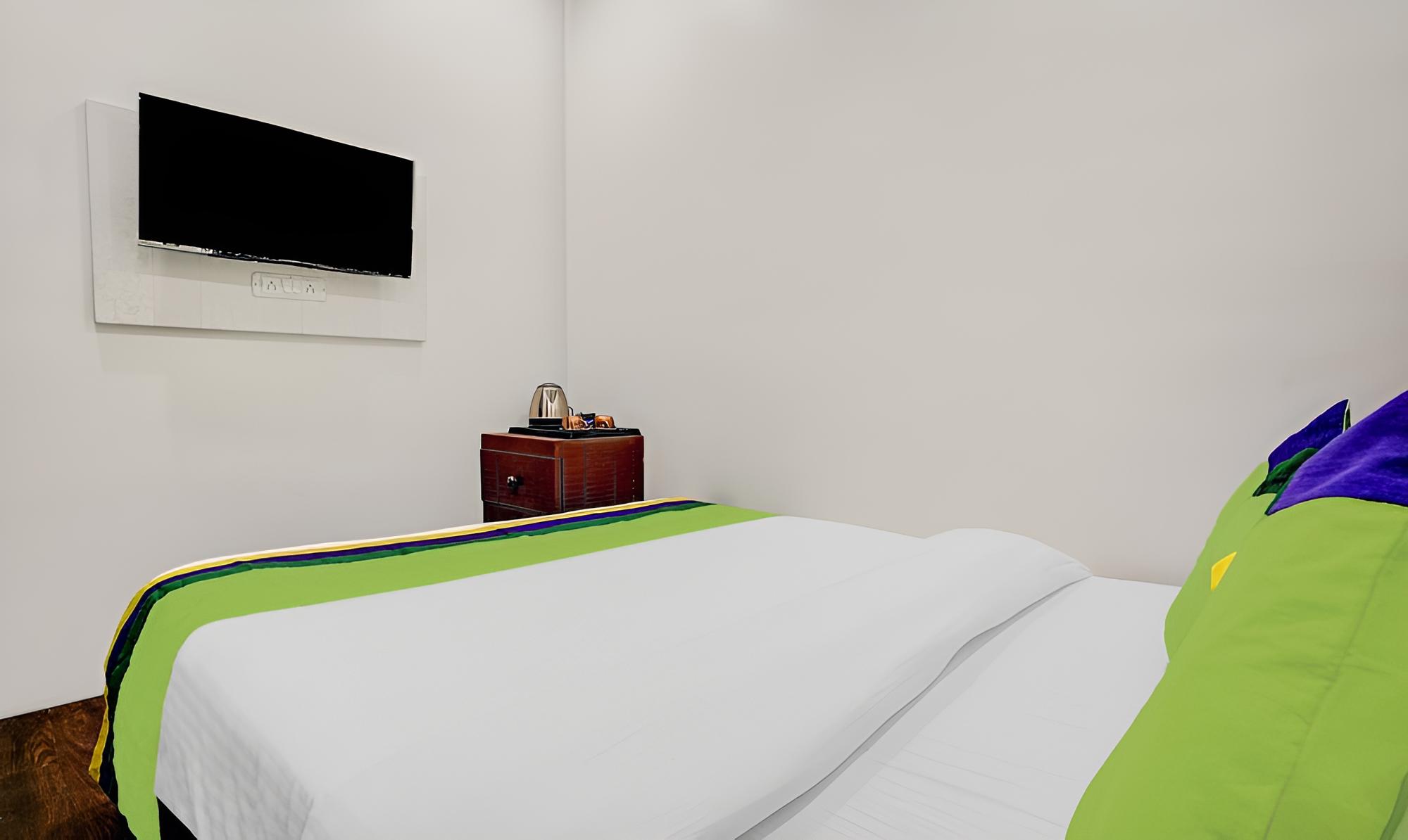 Photo 10