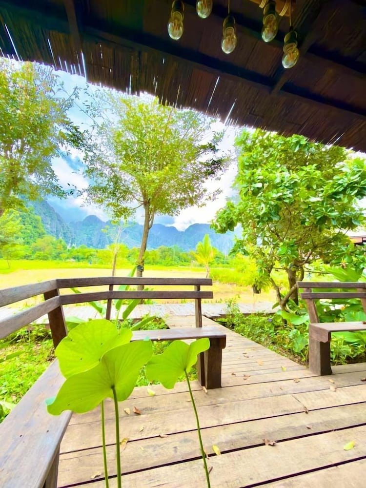 Dalasone Pool Villas