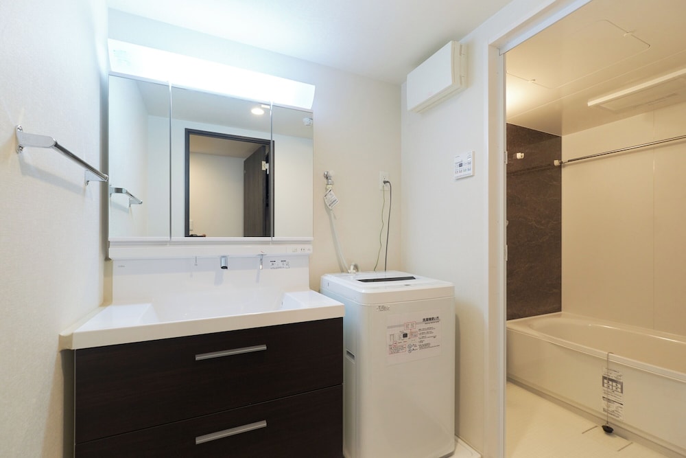 AQUA RESIDENCE Sangenjaya by Tranova