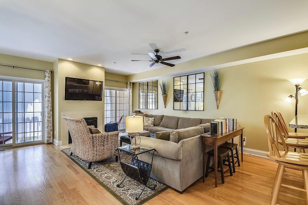 Rehoboth Avenue 506f
