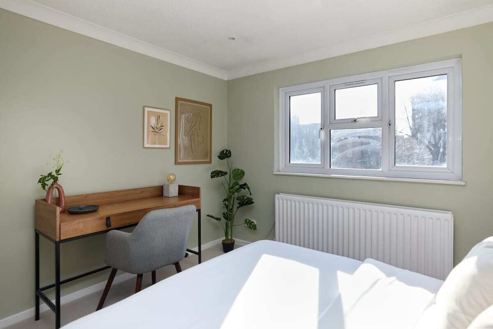 The Kennington Park Retreat - Inviting 2bdr Apartment