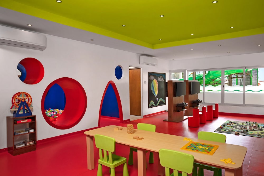 Puerto Vallarta Vacations - Sunscape Puerto Vallarta Resort  Spa All Inclusive - Property Image 12