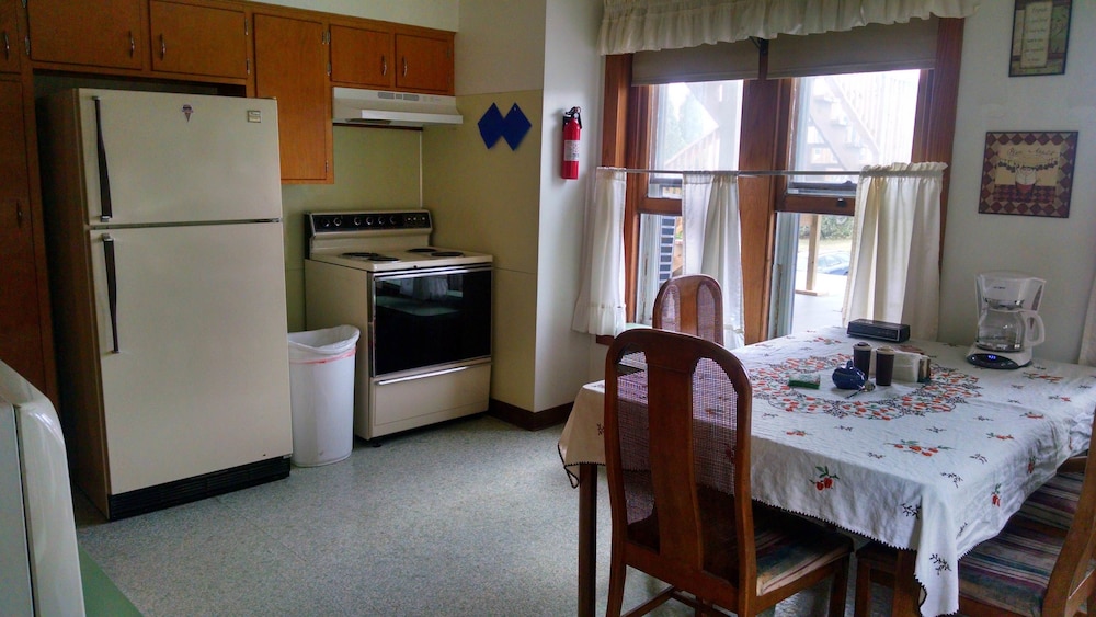 Fish & Loaves B&B