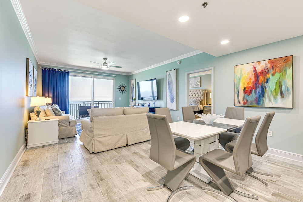 Panama City Beachfront Condo w/ Breathtaking Views