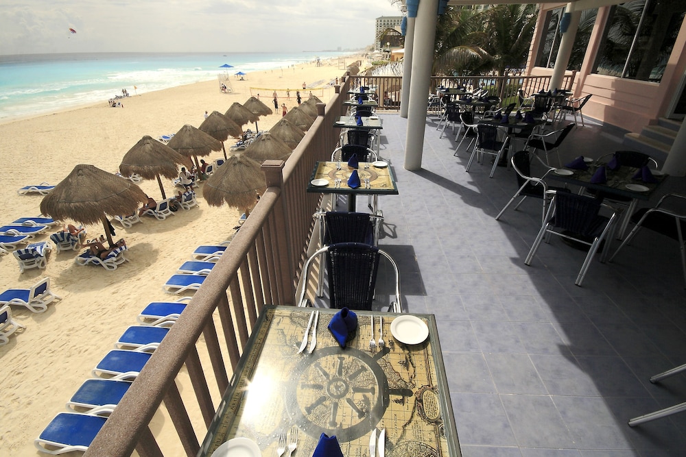 Golden Parnassus All Inclusive Resort & Spa - Adults Only