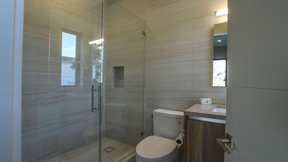 Orange Grove Villa - Image 4