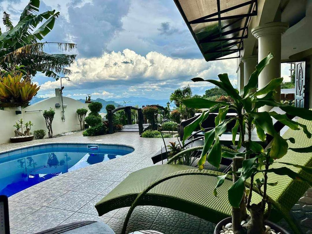 Avana Hills Tagaytay