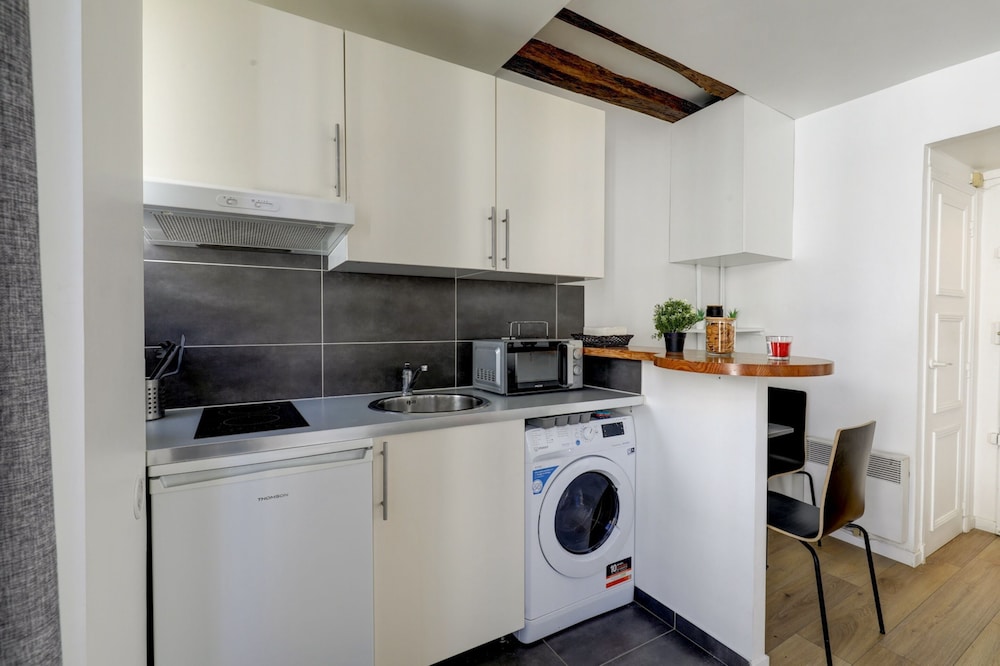 Furnished Studio in Le Marais