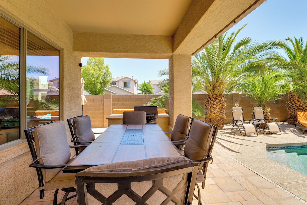 3 Mi to Harrah's Ak-chin Casino: Poolside Oasis!