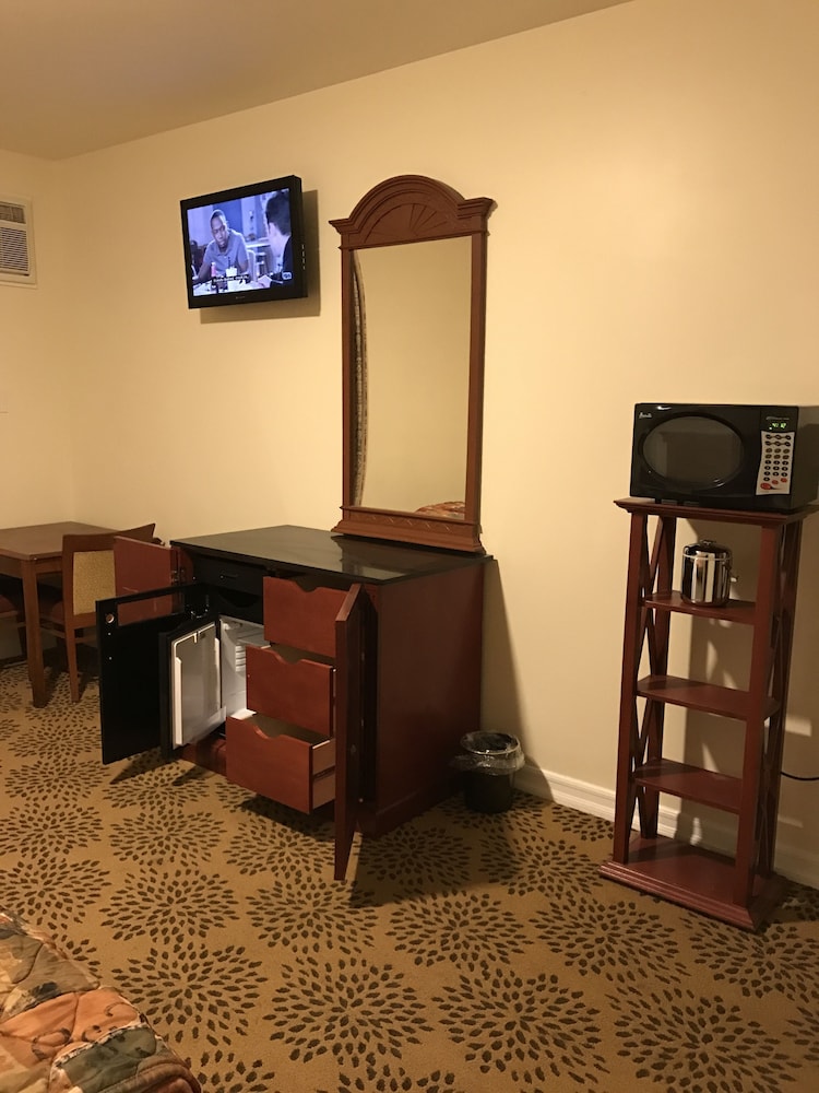 Waterbury Motel