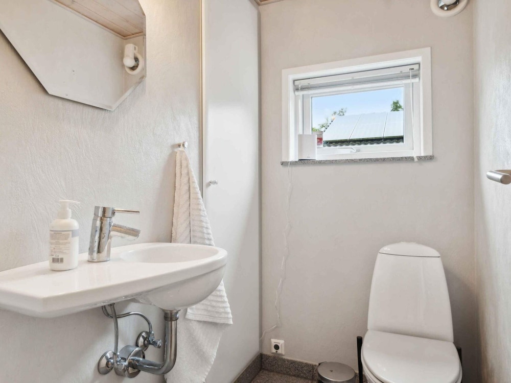 5 Star Holiday Home in Farvang
