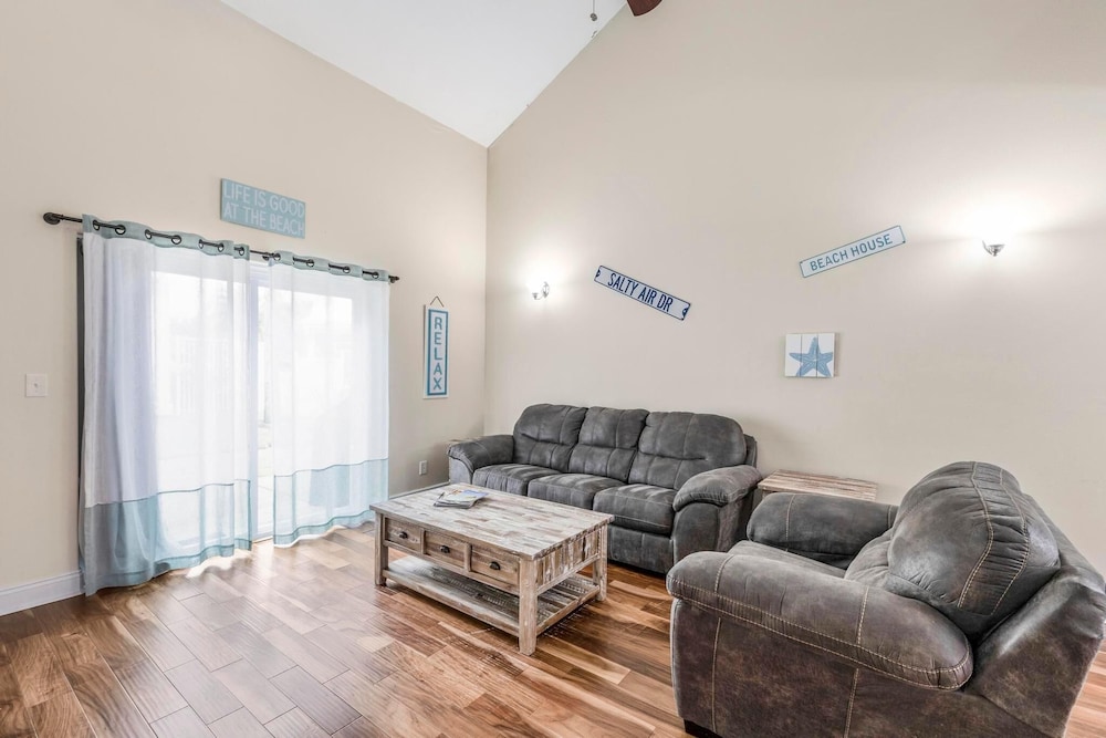 Coral Retreat