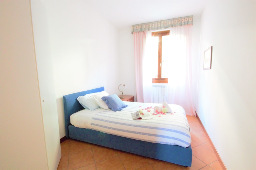 Pognana Luxury Apartment n.1 - 7 people view 2
