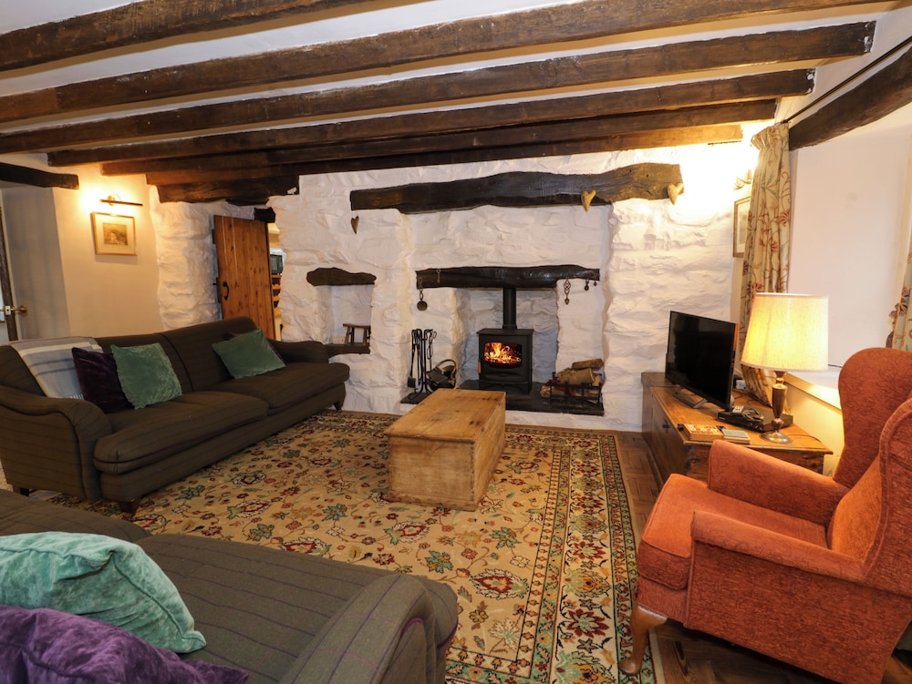 Glandwr Cottage