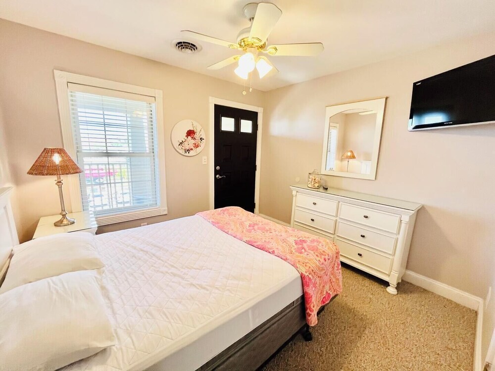 Wilmington Avenue 20B