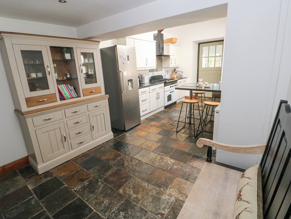 Inglenook Cottage
