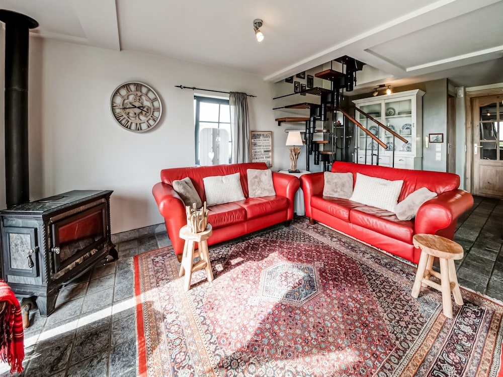 Petit Wilogne Holiday Home in Mont view 2