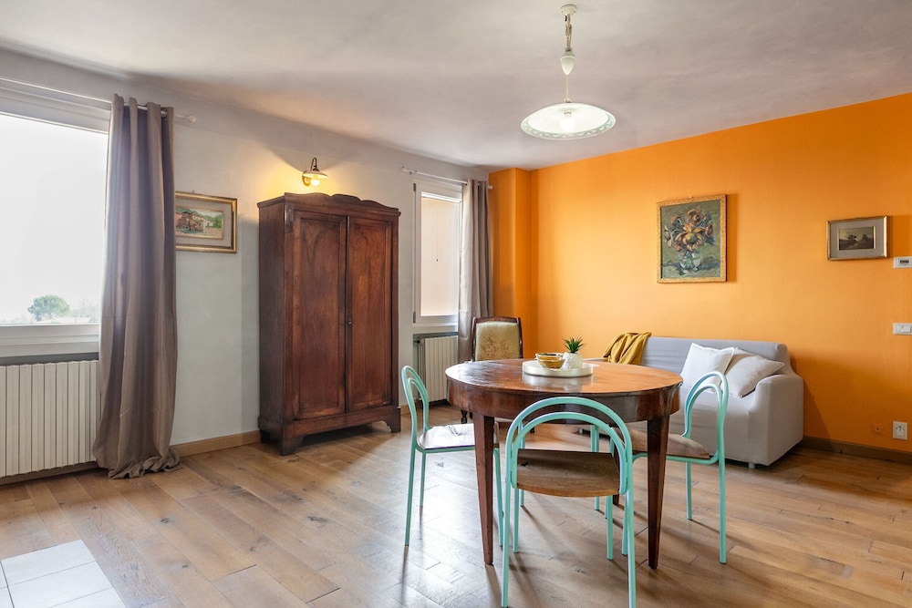 Borgo al Sole 1 in Puegnago sul Garda