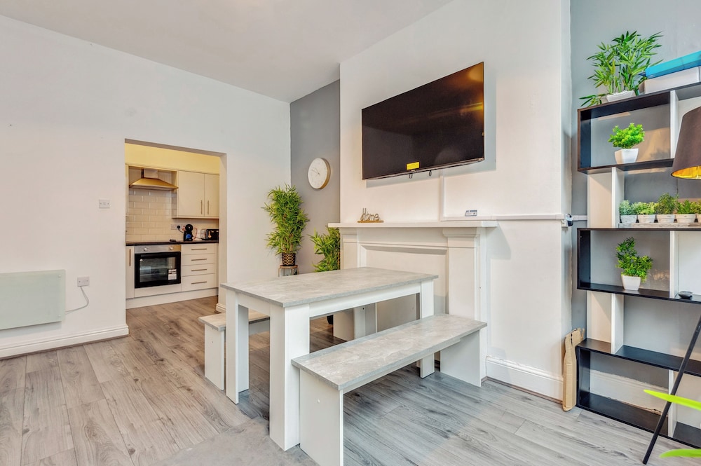 Central Liverpool Retreat