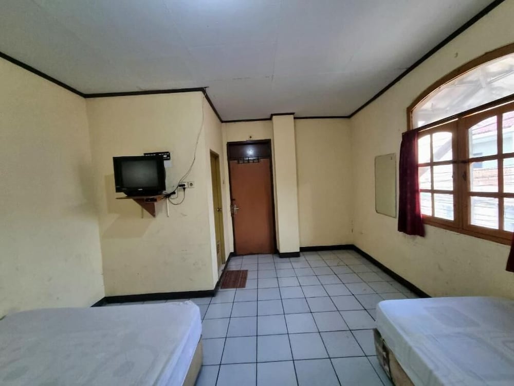 HOTEL HARPAN JAYA